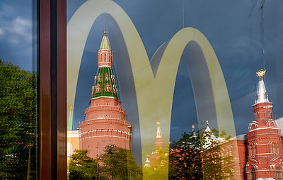 Франчайзи McDonald's в России предложат работать под новым брендом