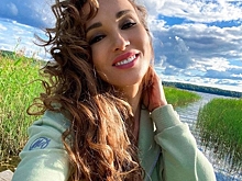 «Инстаграм» блокирует откровенные снимки Чеховой