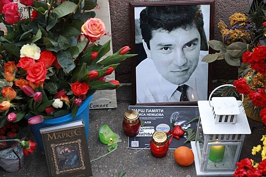 Песков заявил, что необходимости в международном расследовании убийства Немцова нет