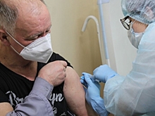Председатель Яроблдумы выступил за обязательную вакцинацию