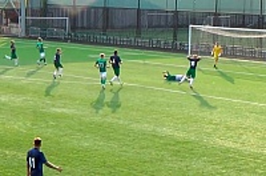 В Лужниках ФК «Зеленоград» потерял два очка и двух игроков на следующий матч