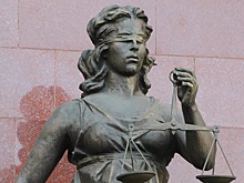 В Уфе экс-помощницу мирового судьи приговорили к пяти годам колонии