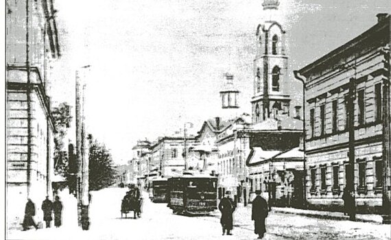 День в истории: телеграф в Казани, ледовый каток "Медео" и первый публичный киносеанс