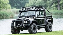 Внедорожник Land Rover Defender Джеймса Бонда продадут на аукционе