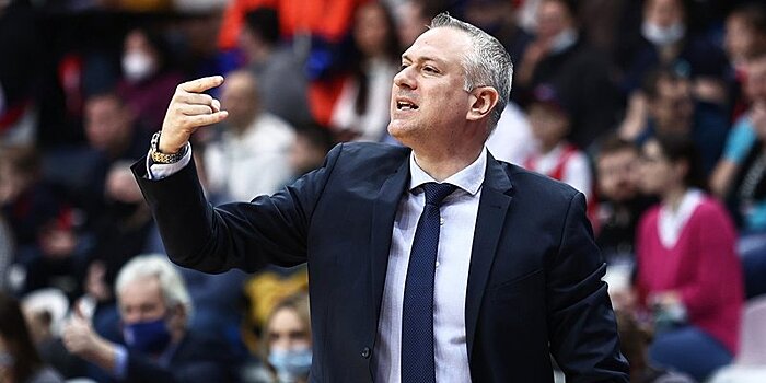 «Райкович впервые работает в клубе уровня ЦСКА, не факт, что тренер с опытом Евролиги выступил бы лучше» — Ватутин