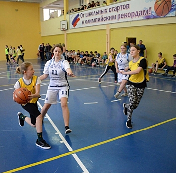 При поддержке Балаковской АЭС состоялся баскетбольный турнир для школьников