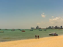 Таиланд: высокий туристический сезон под угрозой срыва