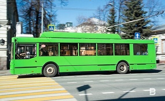 Жители Казани пожаловались на троллейбусы, проезжающие остановку "Автовокзал"