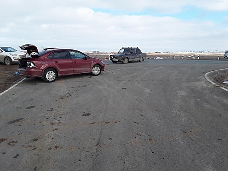 В ДТП на Оренбургской трассе пострадал несовершеннолетний