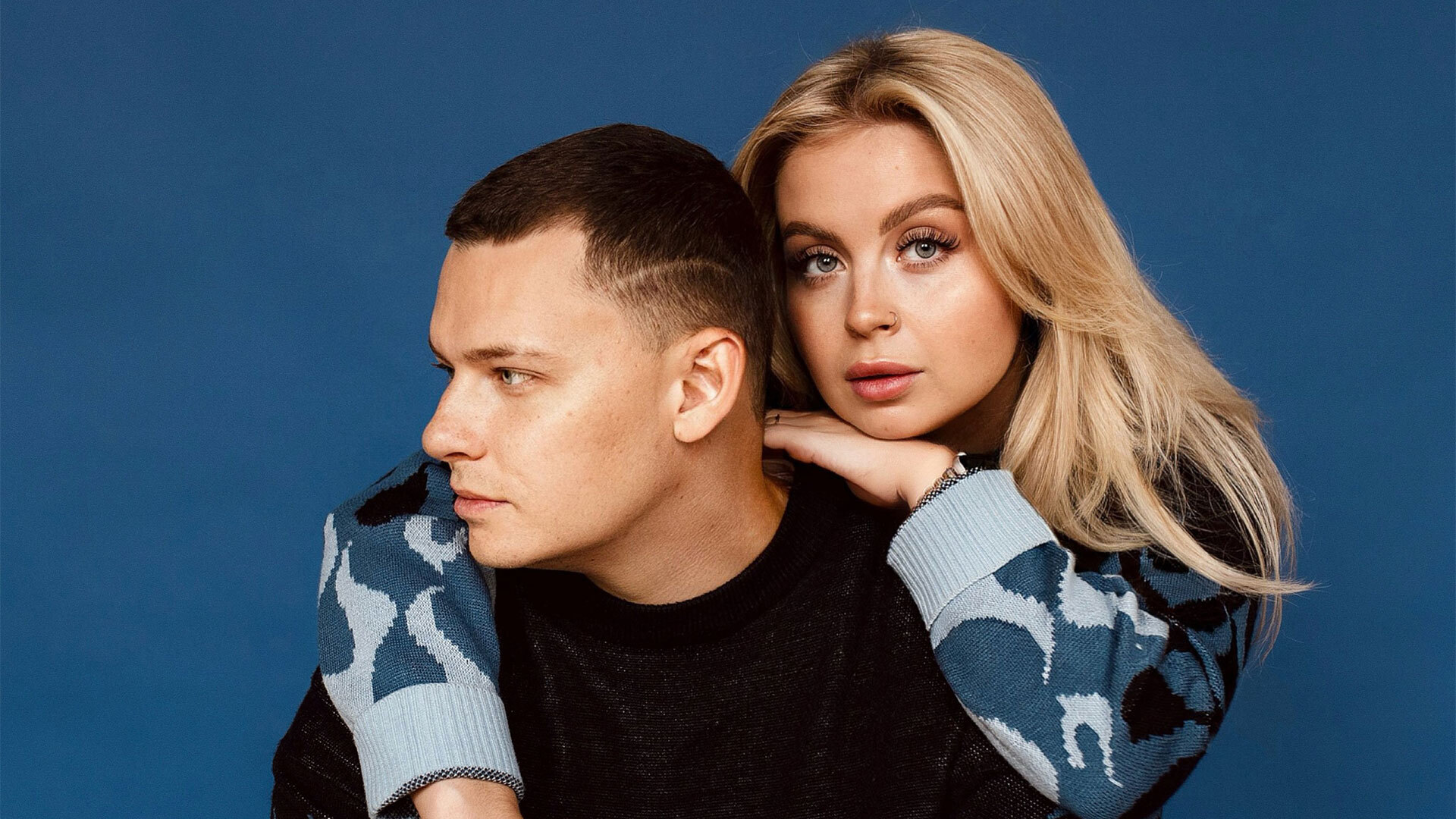 Группа «5УТРА» (Анна и Никиты Беляковы)