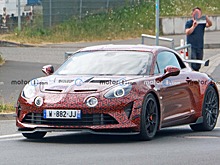 Более горячий Alpine A110R снова замечен со спинным плавником в стиле Ле-Мана