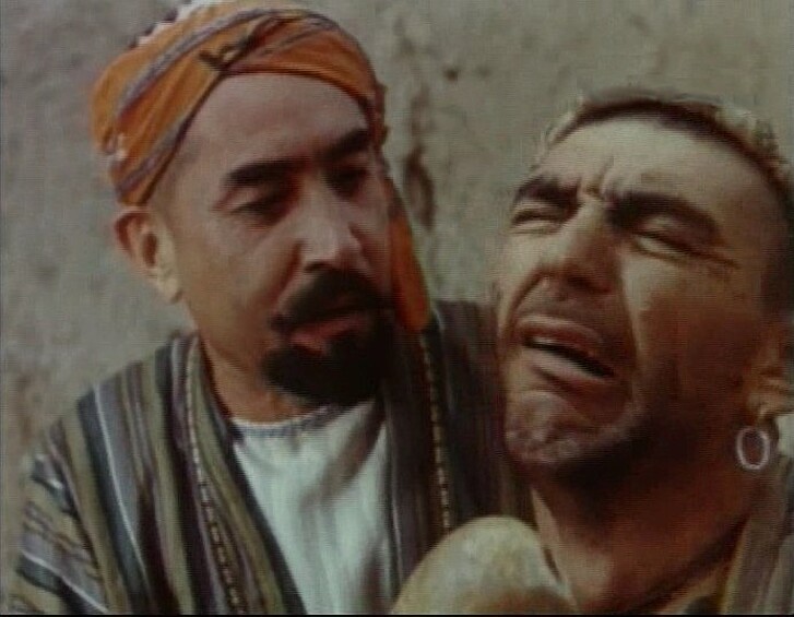Спустя десятилетия Арипов сыграл уже самого Ходжу Насреддина — в фильме 1982 году «Гляди веселей», где также выступил в роли режиссера