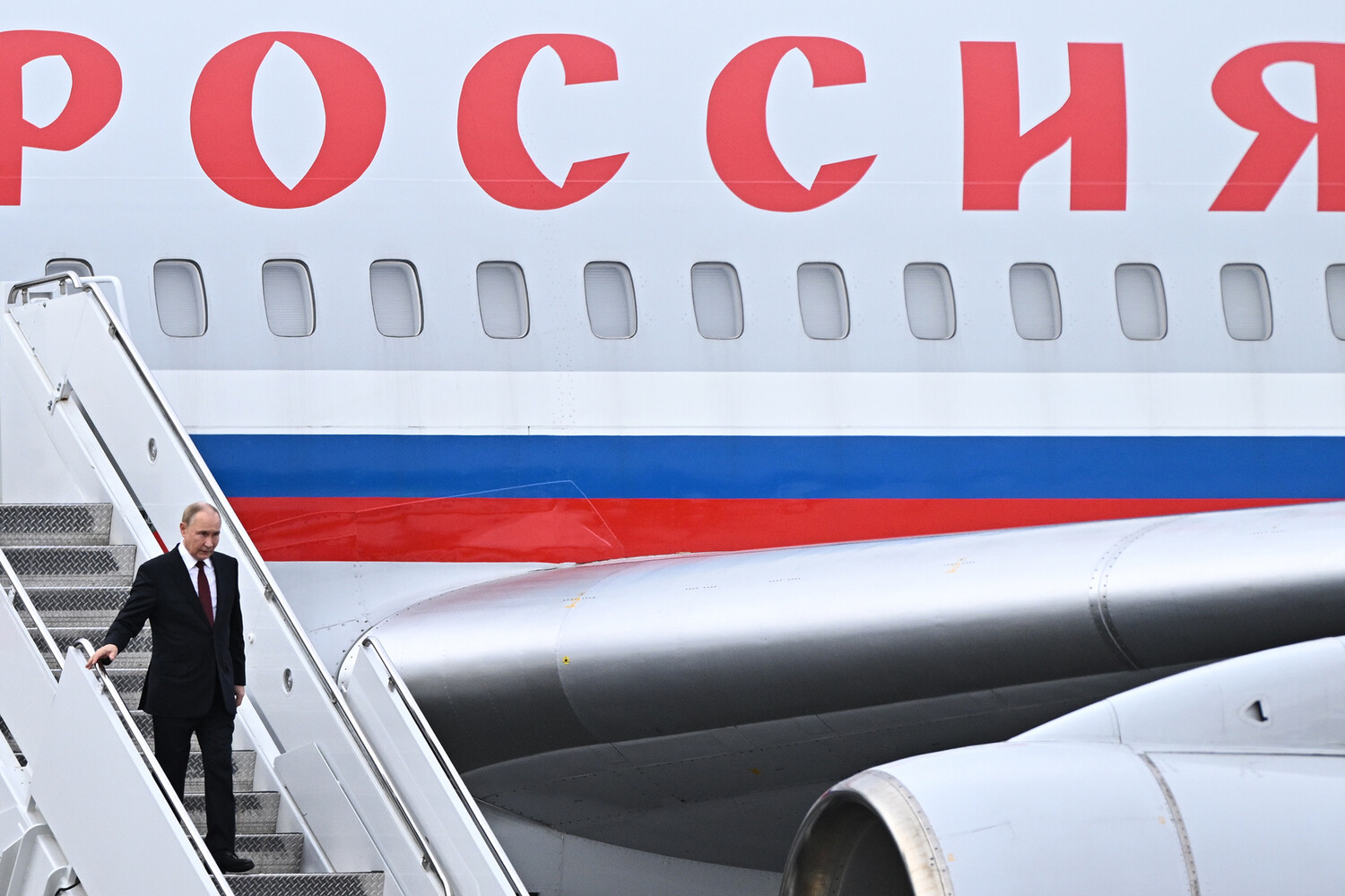 Путин приземлился на авиабазе ВВС Индии Палам в Нью-Дели