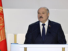 Лукашенко поздравил белорусов с Днем Победы и Днем герба и флага