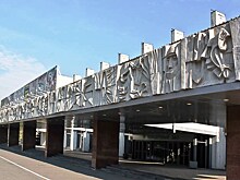 На канале центра «Меридиан» можно посмотреть онлайн-спектакль «А вы поверьте, Генри Форд!»