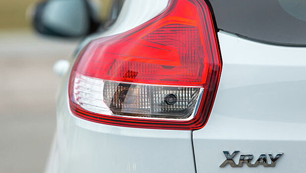 "Дикари" протестировали LADA XRAY в Арктике