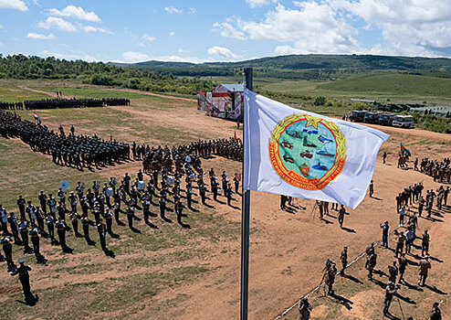 На полигоне Сергеевский в Приморском крае состоялась церемония открытия стратегического командно-штабного учения «Восток-2022»