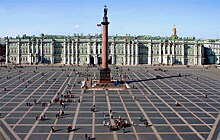Петербургский Книжный салон на Дворцовой площади