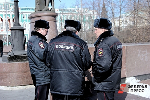 В рядах свердловской полиции не хватает 3800 человек: причины