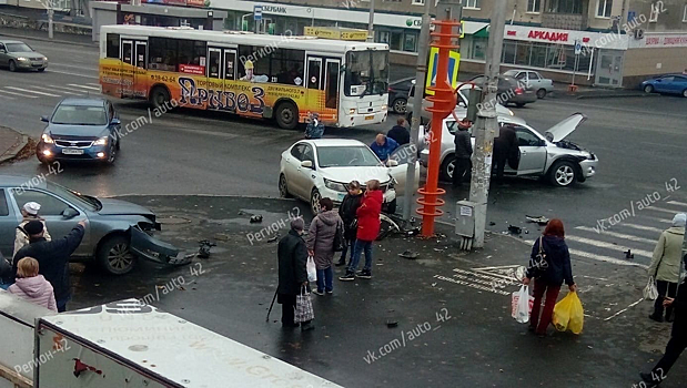 Пользователи Сети ищут очевидцев кемеровского ДТП
