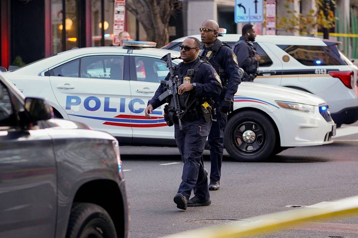 Стрельба возле Белого дома с участием нацгвардейцев попала на видео