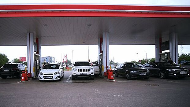 Исследование: в Москве продажи топлива на фоне самоизоляции упали на 20%