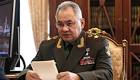 Шойгу назвал уровень зарплат военных на СВО