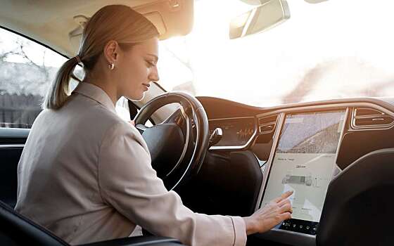 Проверка «мозгов» и батарей — советы по покупке подержанного автомобиля с автопилотом