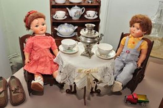 Куклы – отражение эпохи. Коллекционер собрала более тысячи игрушек