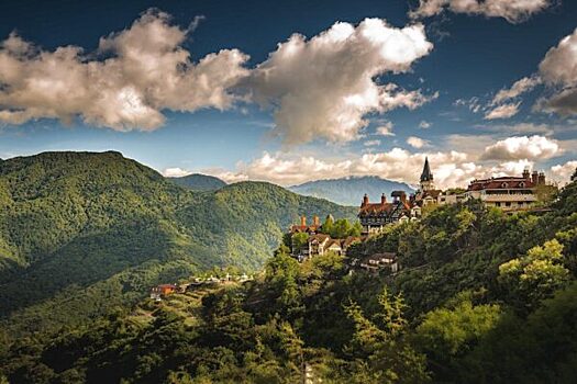 Чем туристов привлекает Тбилиси