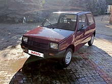 Сняли с хранения спустя 25 лет: в РФ продают новую "Оку" без пробега