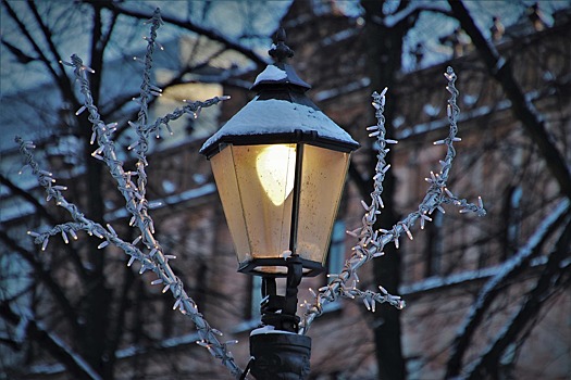 Три компании претендуют на концессию по уличному освещению в Ижевске