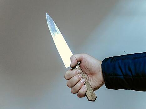 Забайкалец в медицинской маске напал с ножом на продавца за отказ продать спиртное