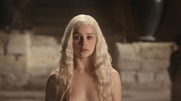 Сериалы, в которых много откровенных сцен