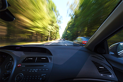 Как правильно совершать обгон