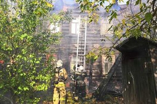 В Перми сгорел двухэтажный дом