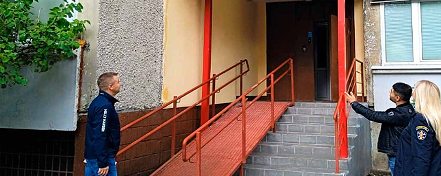 Госжилинспекция МО приняла ремонт подъезда в многоквартирном доме в Раменском