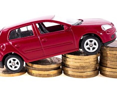 Эксперты дали прогноз цен на авто на фоне падающего рубля
