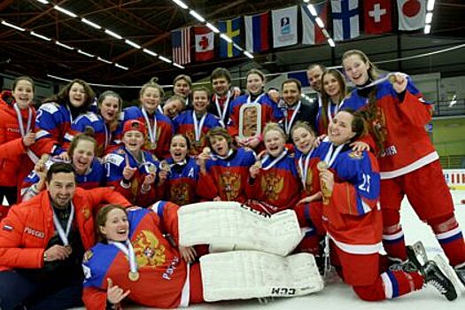 Тренер: бронза молодежного ЧМ пока является потолком для хоккеисток сборной России