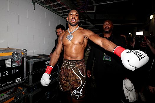 Тела погибших в аварии тренеров и друзей Энтони Джошуа доставлены в Лондон