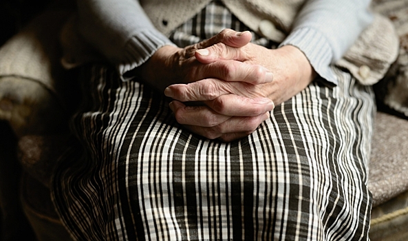 Хроническая бессонница повышает риск развития болезни Альцгеймера