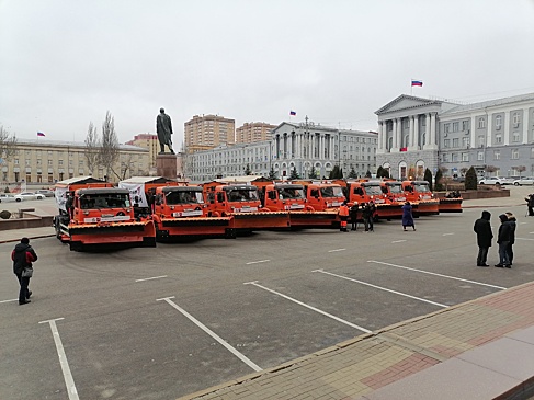 Из Москвы в Курск прибыли 75 единиц дорожной и уборочной техники