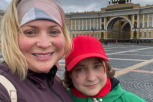 Актриса Пермякова призналась, что испытывает трудности в воспитании дочери