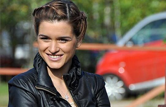 «Я играла девушку, которая забеременела от одного из своих 10 бойфрендов», Бородина вспоминает начало карьеры в ток-шоу «Окна»