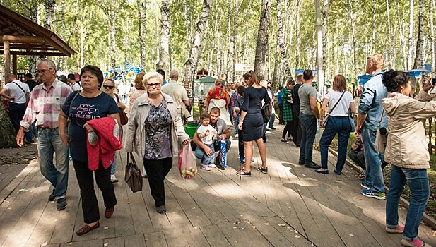 Фестиваль народных ремесел "Праздник топора" открылся под Томском