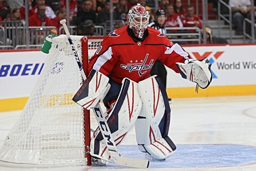 Форвард «Шаркс» Летунов дебютировал в НХЛ, сыграв чуть больше 10 минут в матче с «Калгари»
