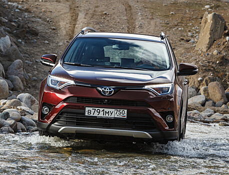 ТОП-10 SUV в мире: Toyota RAV4 лидирует в рейтинге