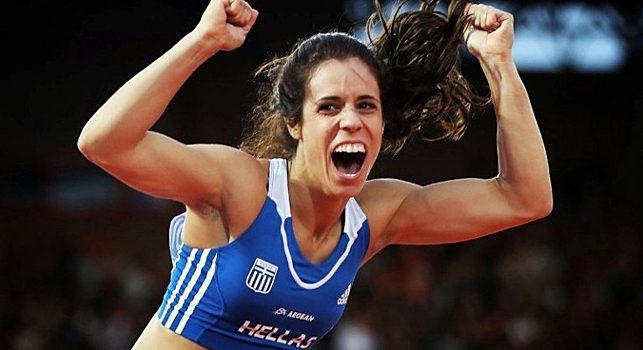 Стефаниди стала чемпионкой мира в прыжках с шестом, Муллина — восьмая