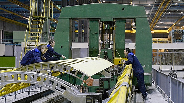 Изготовлены первые панели фюзеляжа Ил-114-300