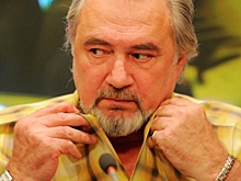 Заслуженный артист России Валентин Тепляков умер от COVID-19